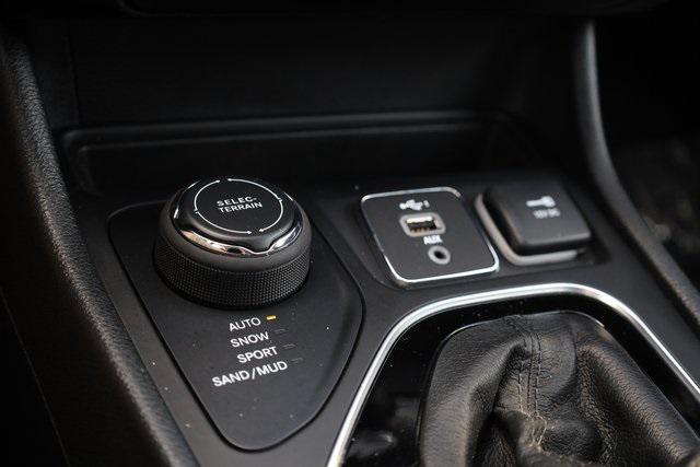 used 2022 Jeep Cherokee car, priced at $25,545