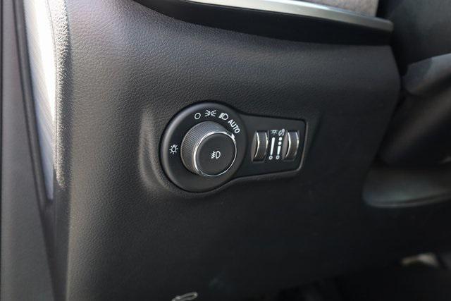 used 2022 Jeep Compass car, priced at $21,900
