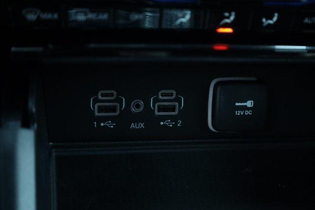 new 2025 Jeep Grand Cherokee car, priced at $39,615