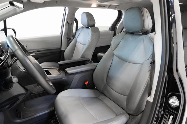 used 2023 Toyota Sienna car, priced at $38,718