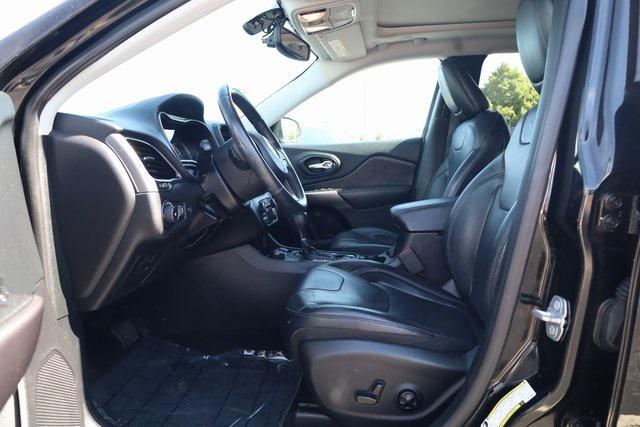 used 2019 Jeep Cherokee car, priced at $17,500