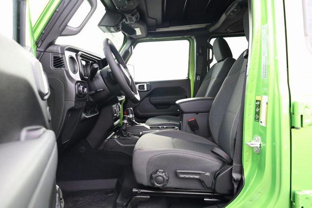 new 2025 Jeep Wrangler car, priced at $41,356