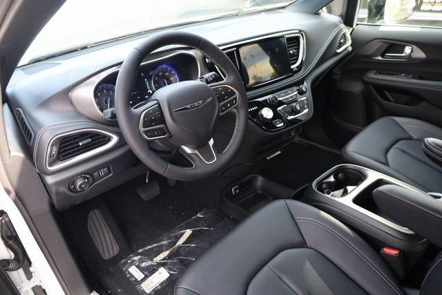 new 2026 Chrysler Pacifica car, priced at $42,658