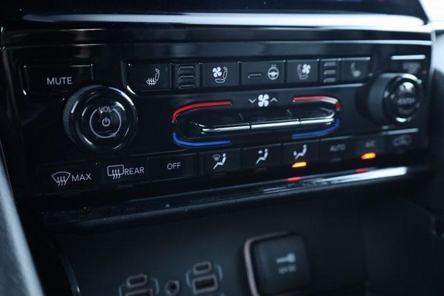 used 2024 Jeep Grand Cherokee L car, priced at $33,407