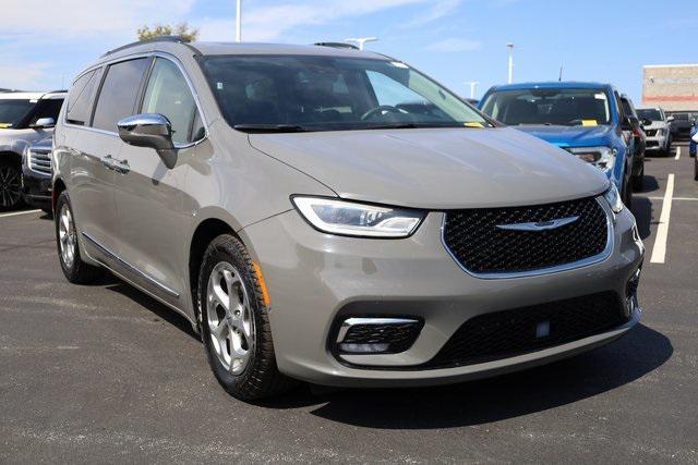 used 2022 Chrysler Pacifica car, priced at $27,747