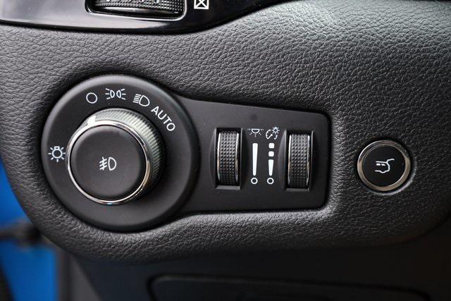 used 2023 Jeep Cherokee car, priced at $22,200