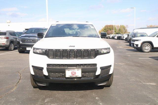 new 2024 Jeep Grand Cherokee L car, priced at $40,100