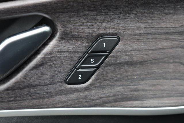 used 2022 Jeep Grand Cherokee L car, priced at $32,100