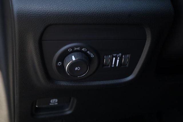 new 2025 Jeep Grand Cherokee L car, priced at $44,497
