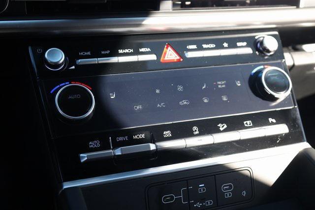 used 2025 Hyundai Santa Fe car, priced at $36,234