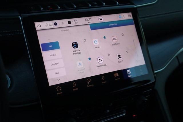 new 2025 Jeep Grand Cherokee car, priced at $46,187