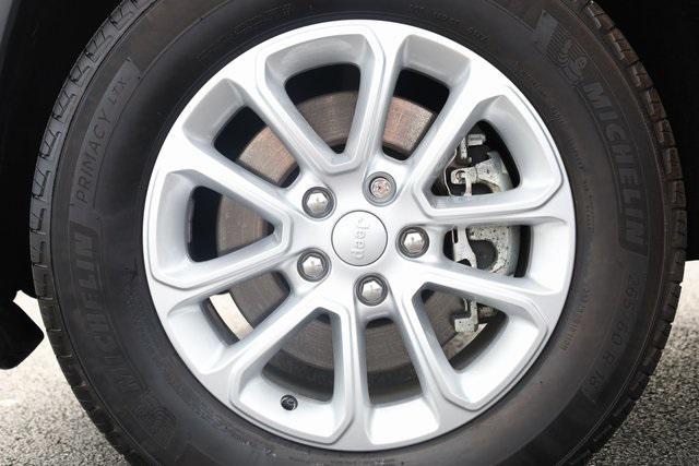 used 2021 Jeep Grand Cherokee car, priced at $22,500