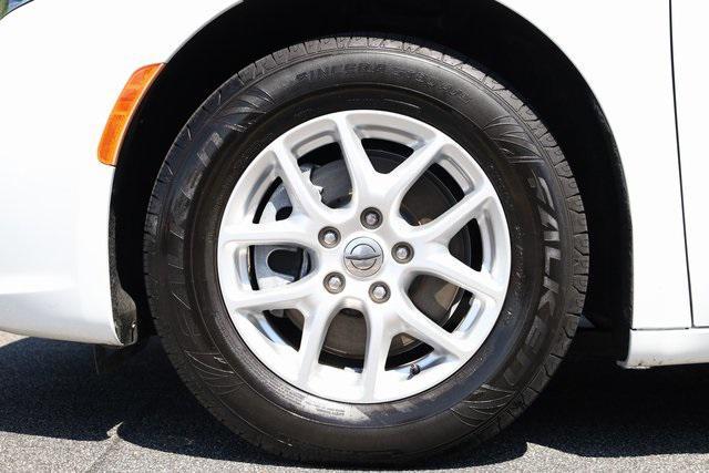 used 2022 Chrysler Pacifica car, priced at $21,499