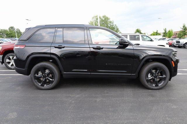 new 2024 Jeep Grand Cherokee car, priced at $40,152