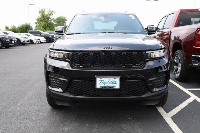 new 2024 Jeep Grand Cherokee car, priced at $40,152