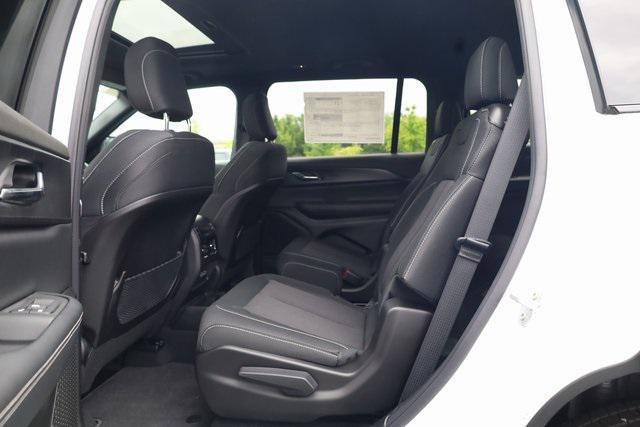 new 2025 Jeep Grand Cherokee L car, priced at $36,600