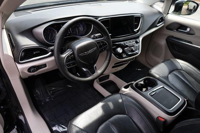 used 2022 Chrysler Pacifica car, priced at $22,100