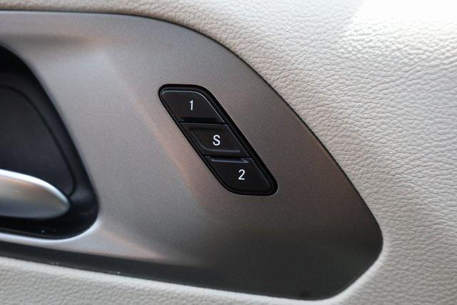used 2022 Chrysler Pacifica car, priced at $22,100