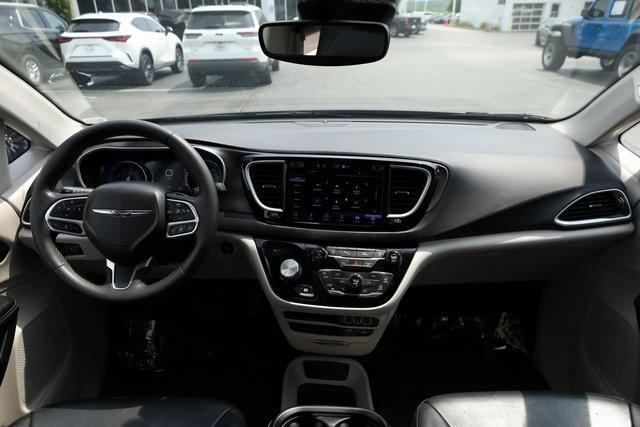 used 2022 Chrysler Pacifica car, priced at $22,100