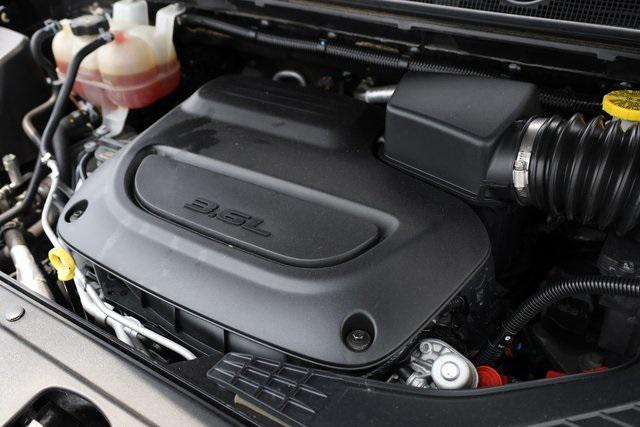 used 2022 Chrysler Pacifica car, priced at $22,100