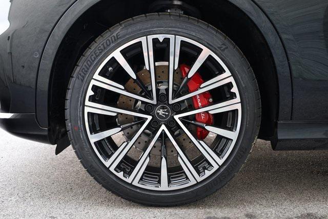 new 2025 Maserati Grecale car, priced at $107,814