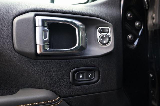 new 2025 Jeep Wrangler car, priced at $47,433
