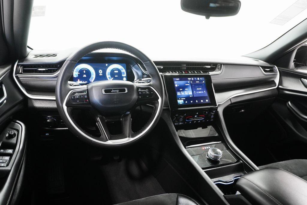 used 2024 Jeep Grand Cherokee car, priced at $31,500