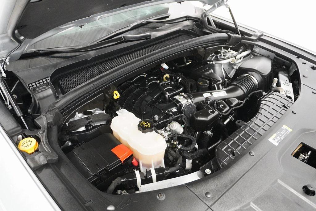 used 2024 Jeep Grand Cherokee car, priced at $31,500
