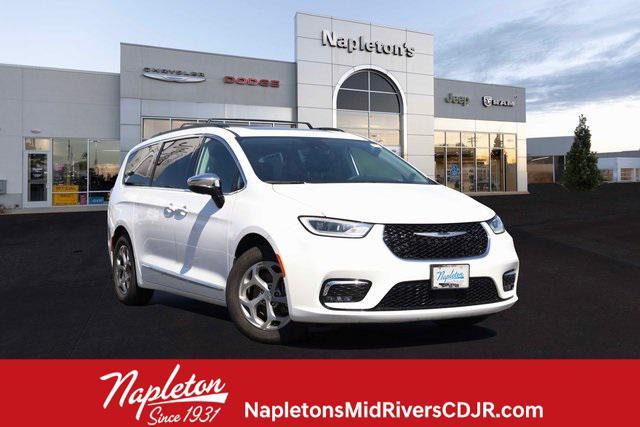 used 2023 Chrysler Pacifica car, priced at $25,957