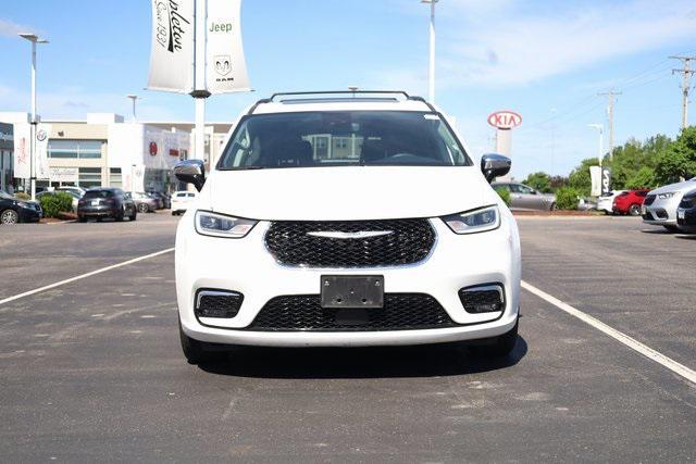 used 2023 Chrysler Pacifica car, priced at $25,957