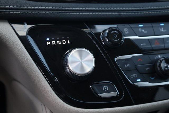 used 2023 Chrysler Pacifica car, priced at $25,957