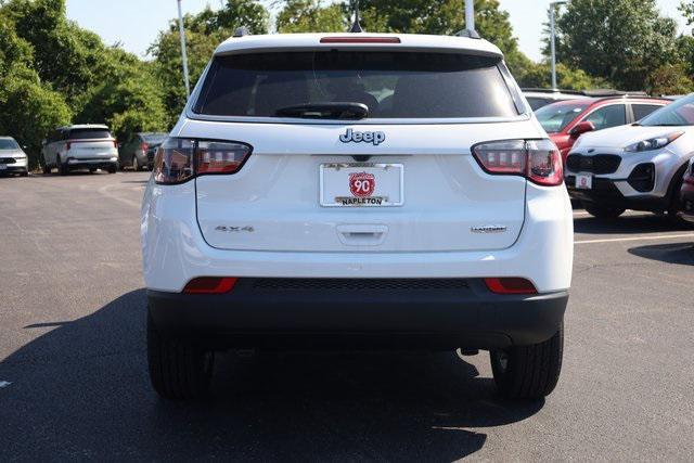 new 2025 Jeep Compass car, priced at $25,132