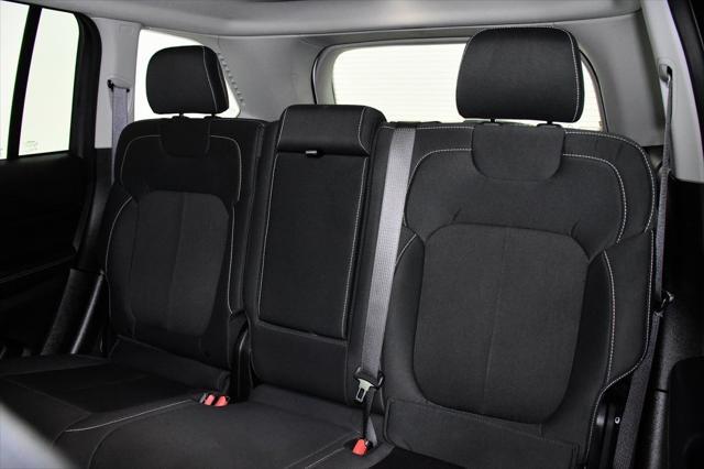 used 2024 Jeep Grand Cherokee car, priced at $28,578