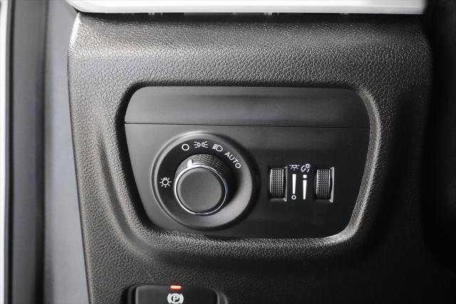 used 2024 Jeep Grand Cherokee car, priced at $27,738