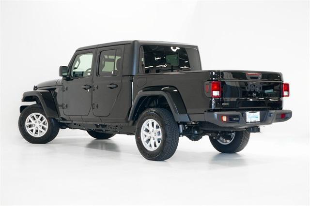 used 2023 Jeep Gladiator car, priced at $38,550