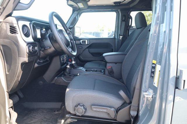 new 2025 Jeep Wrangler car, priced at $39,128