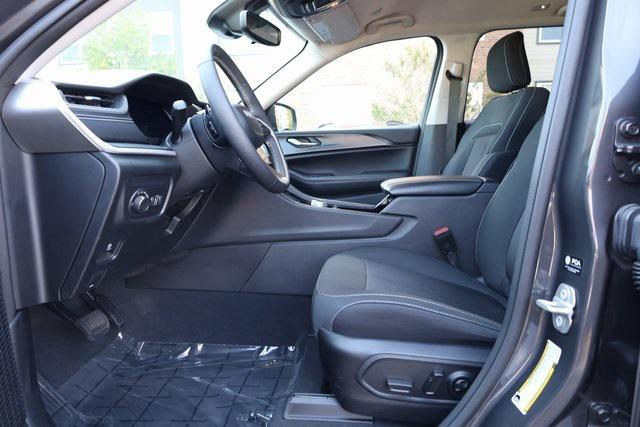 used 2023 Jeep Grand Cherokee car, priced at $29,500