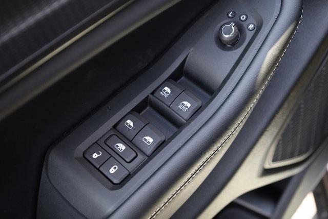 new 2025 Jeep Grand Cherokee car, priced at $38,400