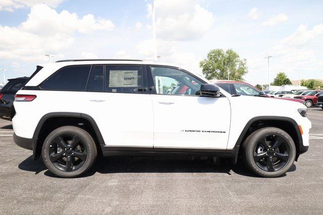new 2025 Jeep Grand Cherokee car, priced at $38,400