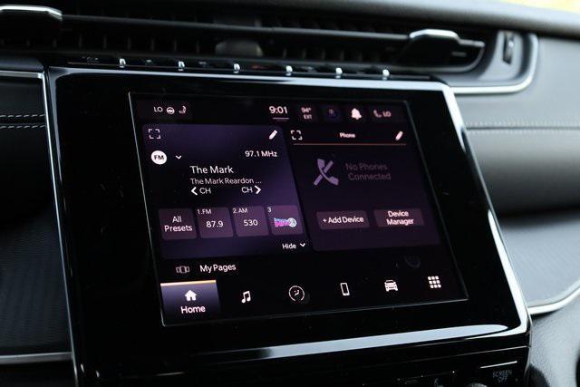 new 2025 Jeep Grand Cherokee car, priced at $35,600