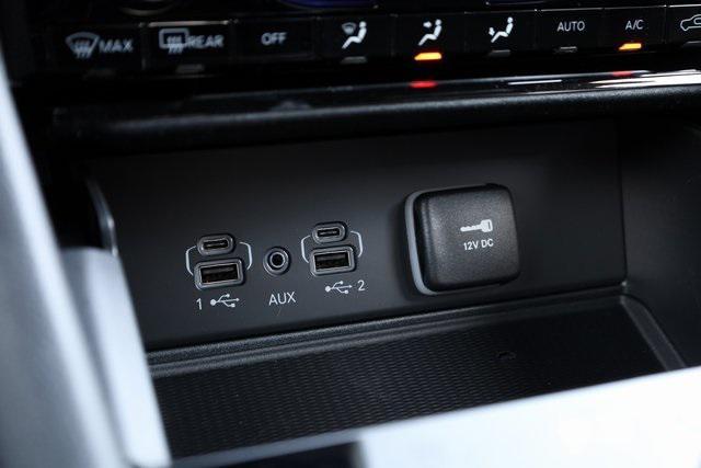 new 2025 Jeep Grand Cherokee car, priced at $35,600