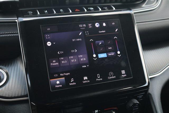 used 2024 Jeep Grand Cherokee car, priced at $27,995