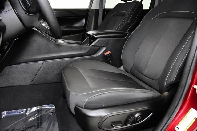 used 2024 Jeep Grand Cherokee car, priced at $28,913