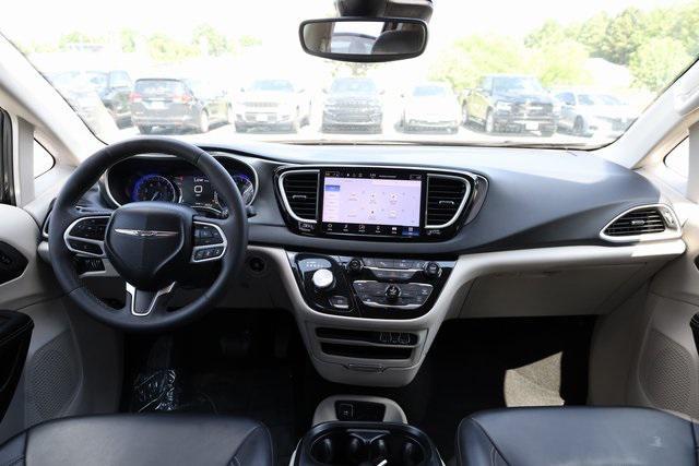 used 2023 Chrysler Pacifica car, priced at $21,651