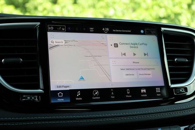 new 2025 Chrysler Pacifica Hybrid car, priced at $48,505