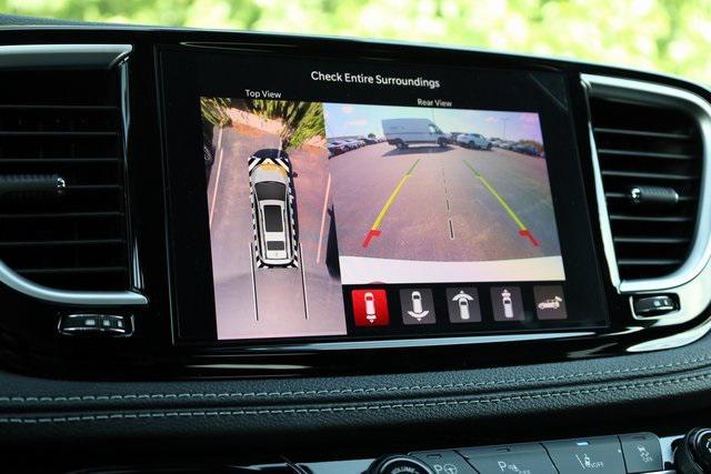 new 2025 Chrysler Pacifica Hybrid car, priced at $48,505