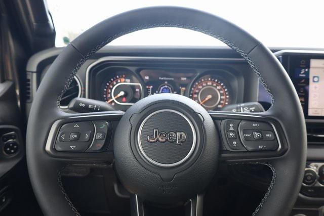 new 2025 Jeep Gladiator car, priced at $47,989