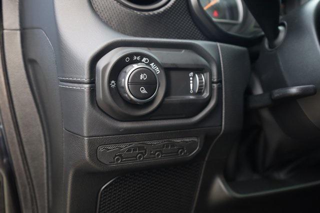 new 2025 Jeep Gladiator car, priced at $47,989