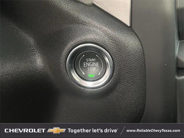 new 2025 Chevrolet Silverado 1500 car, priced at $31,560