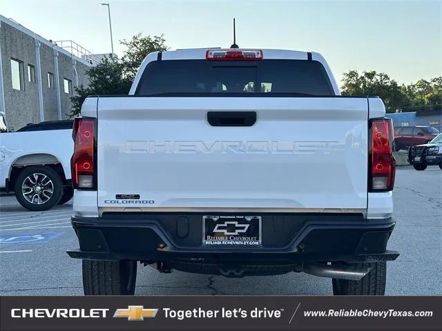 new 2025 Chevrolet Colorado car, priced at $32,595